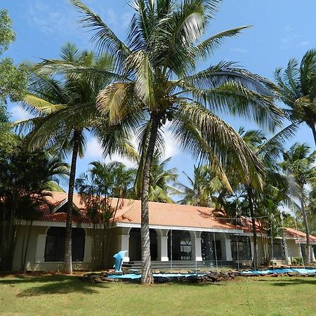 Fantasy Golf Resort Devanahalli Exterior photo