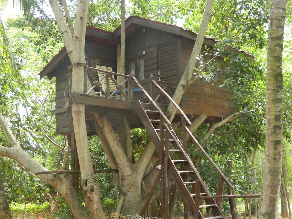 Fantasy Golf Resort Devanahalli Exterior photo
